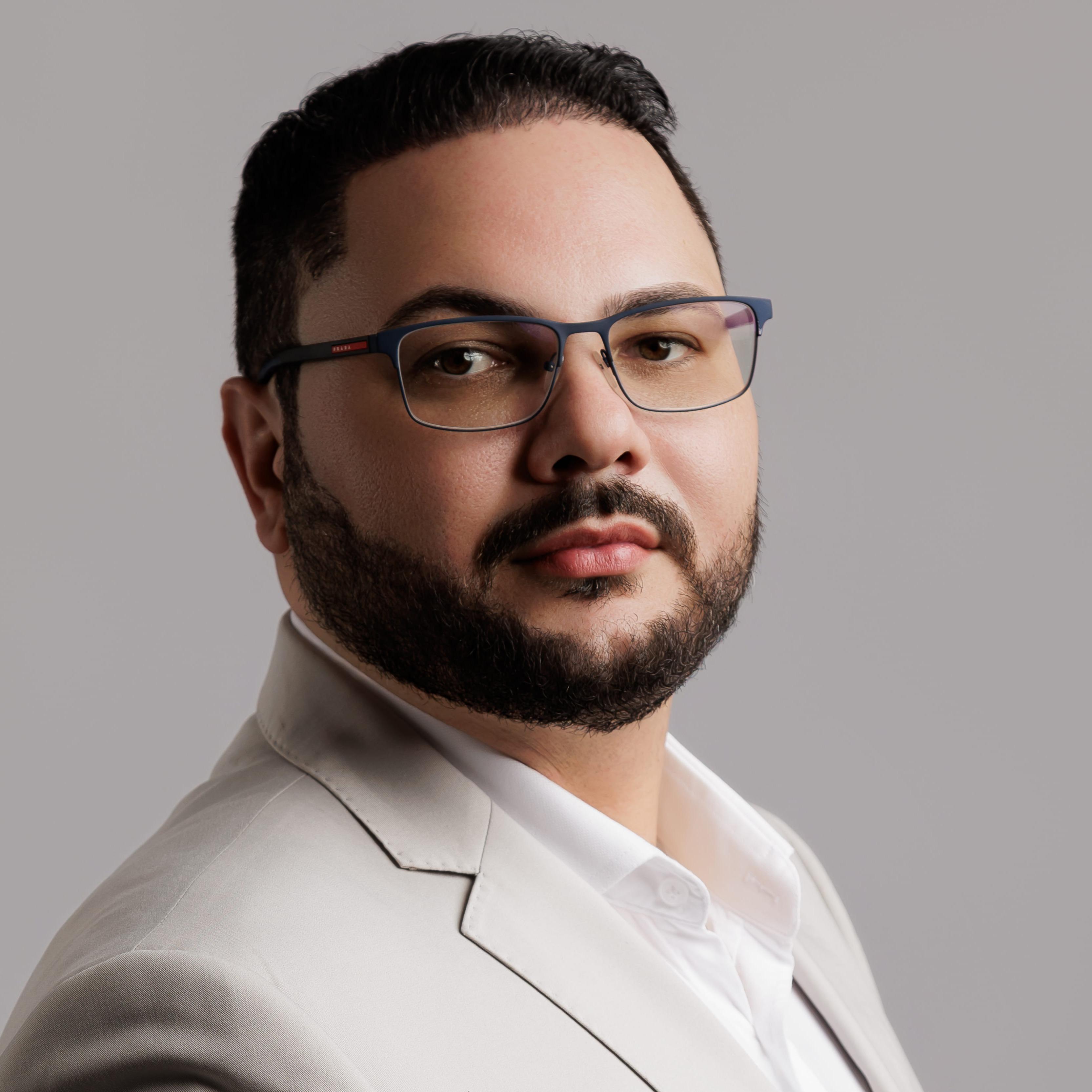 Dr. Diego Ramalho